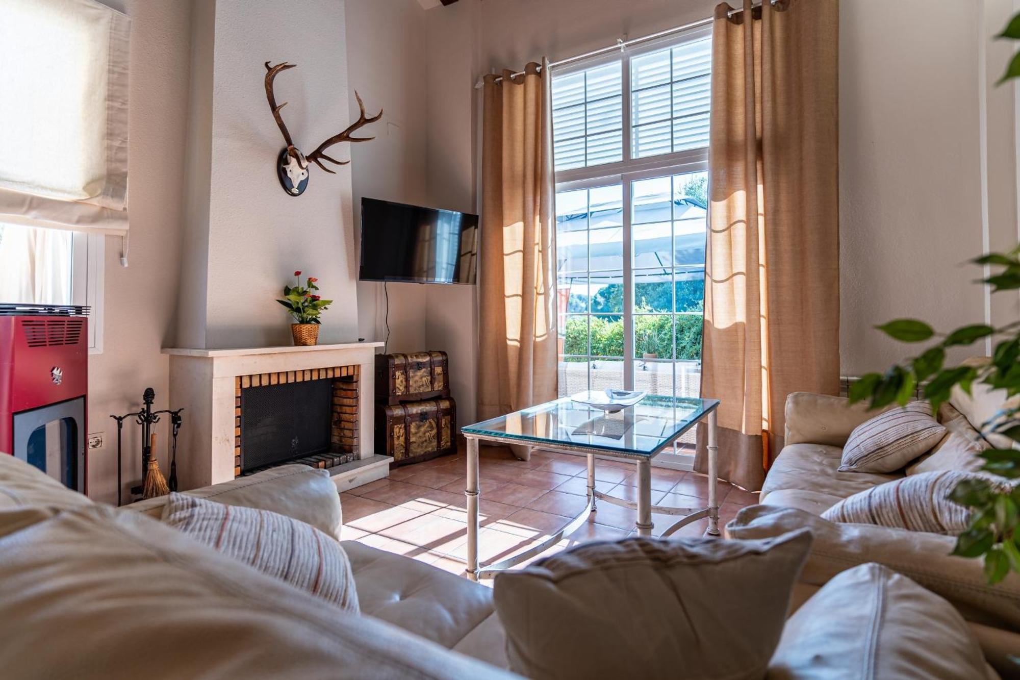 Casa El Lago Alojamiento Rural Las Jaras Ngoại thất bức ảnh